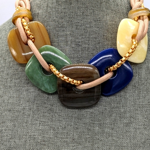 Chico's Geometric Chunky Victoria Necklace - Picture 3 of 4